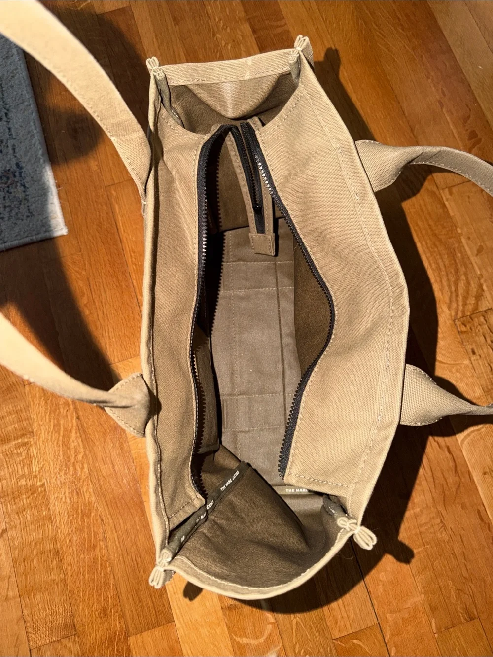 Marc Jacobs The Tote Bag in Olive Large